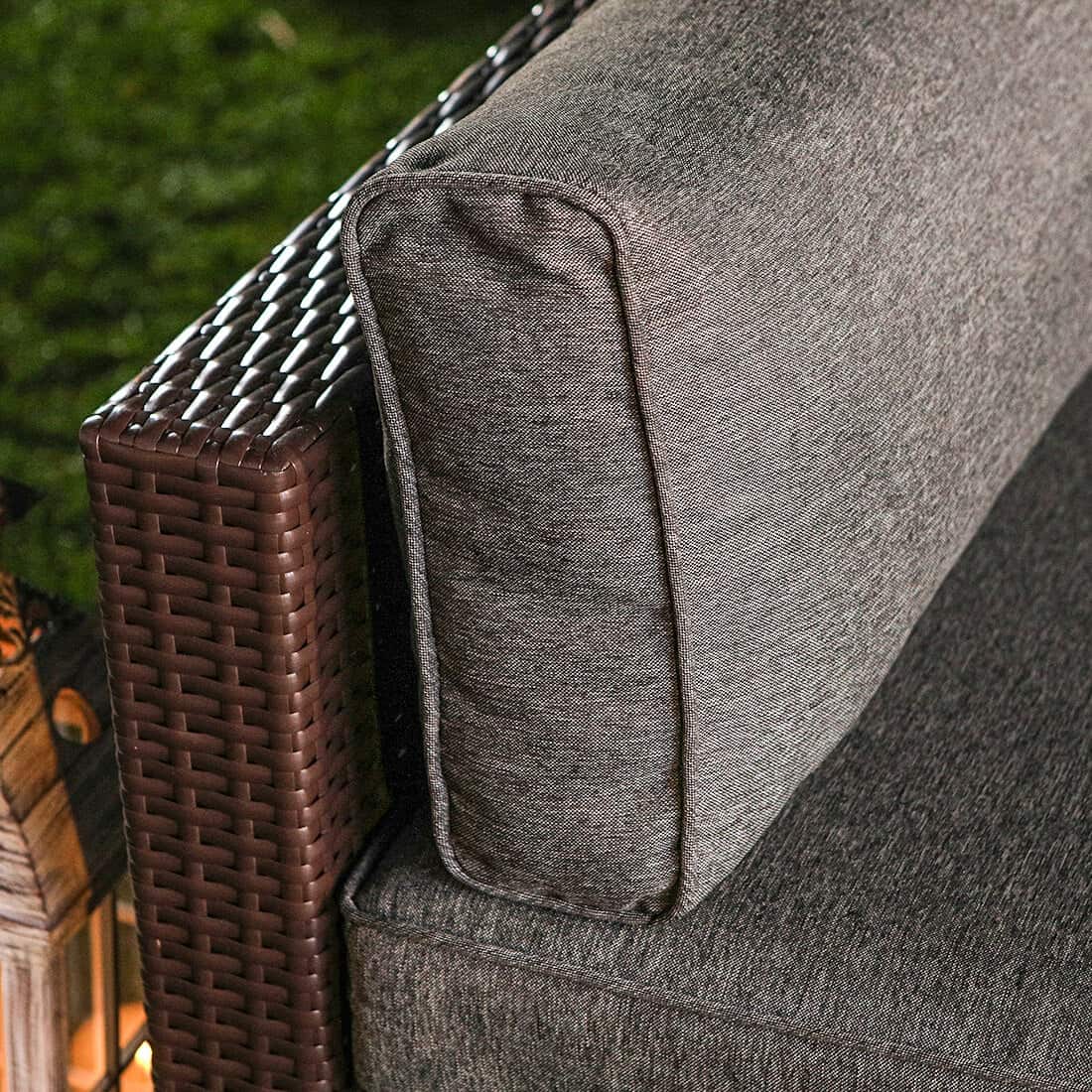 3_aa5c6ca9-a0b8-4e38-8d8b-ab9ed3fdef1d_1