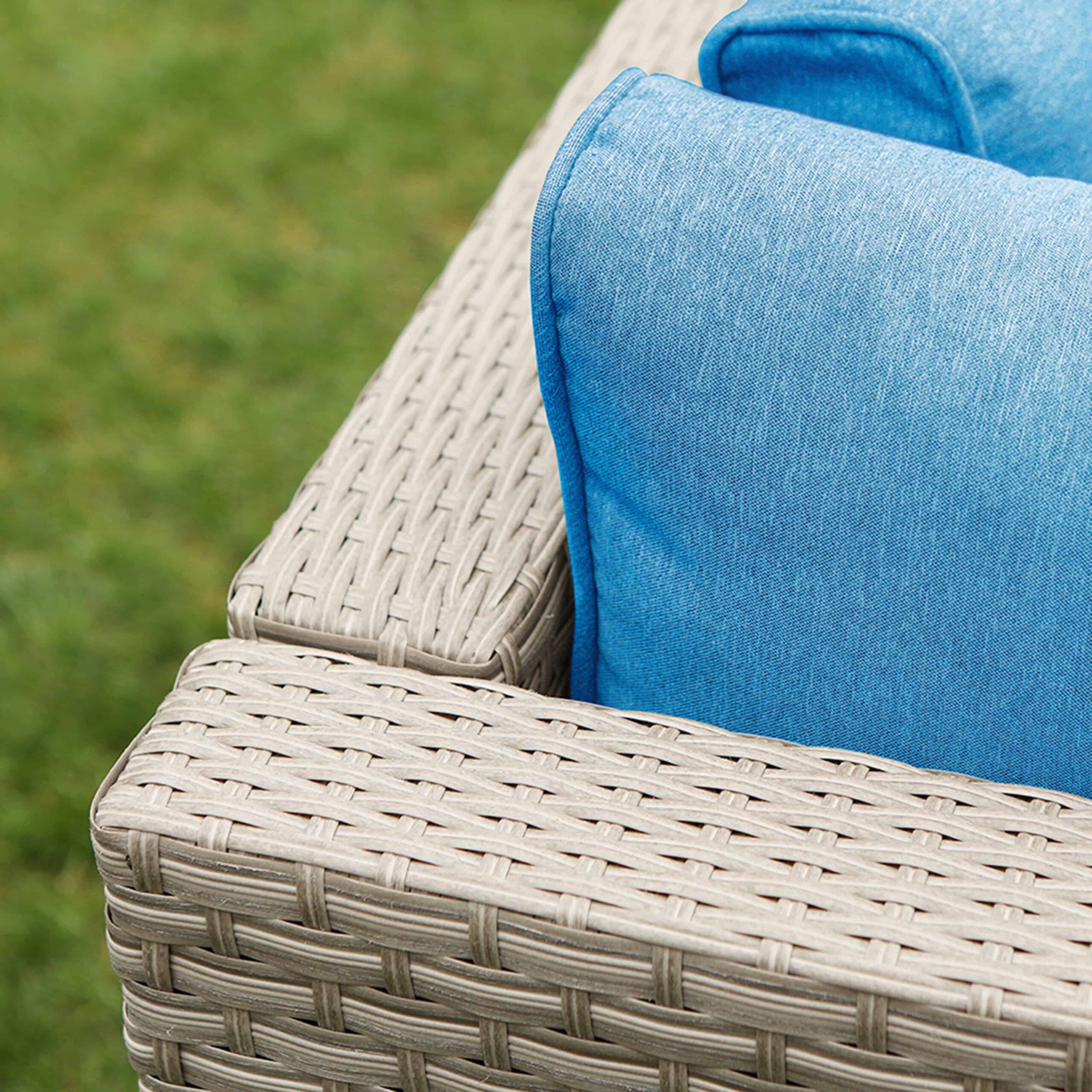 4_5119fd9a-b3b1-415c-9bd9-87d210e63791_1